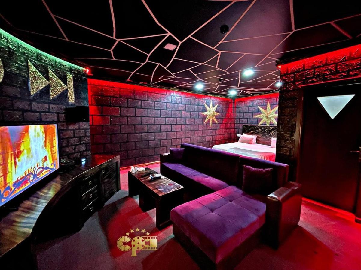 Cinema Plaza Hotel บากู ภายนอก รูปภาพ