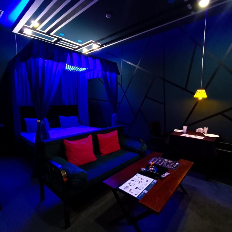 Cinema Plaza Hotel บากู ภายนอก รูปภาพ