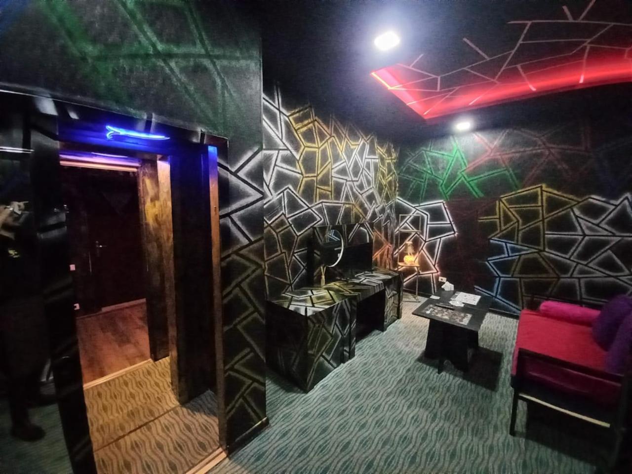 Cinema Plaza Hotel บากู ภายนอก รูปภาพ