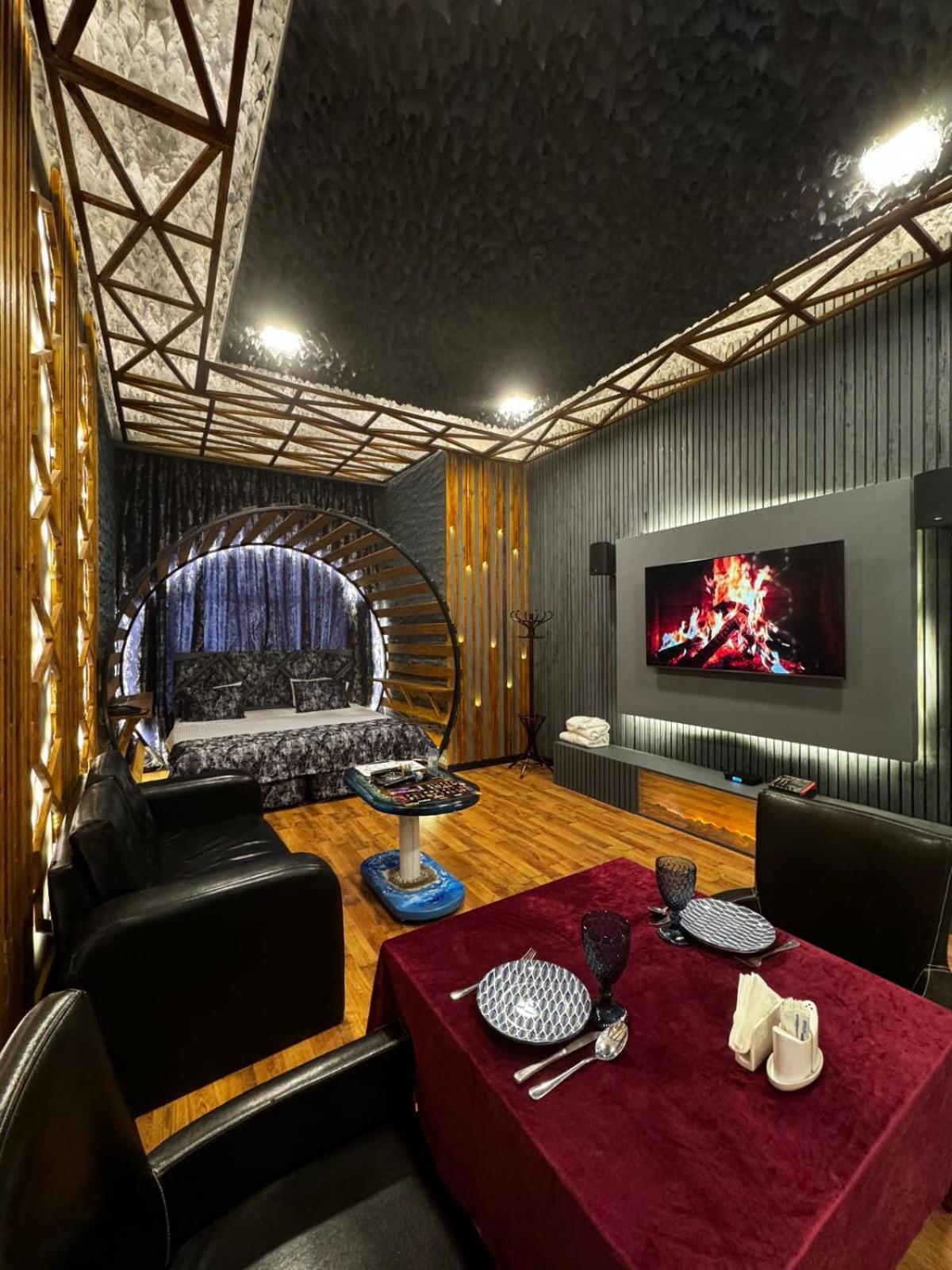 Cinema Plaza Hotel บากู ภายนอก รูปภาพ